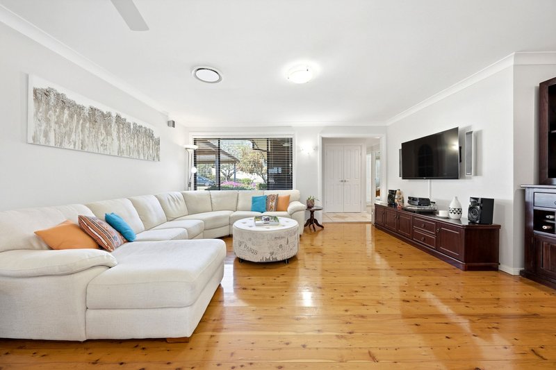 Photo - 35 Bathurst Street, Wakeley NSW 2176 - Image 4