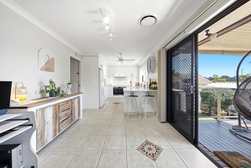 Photo - 35 Bathurst Street, Wakeley NSW 2176 - Image 7