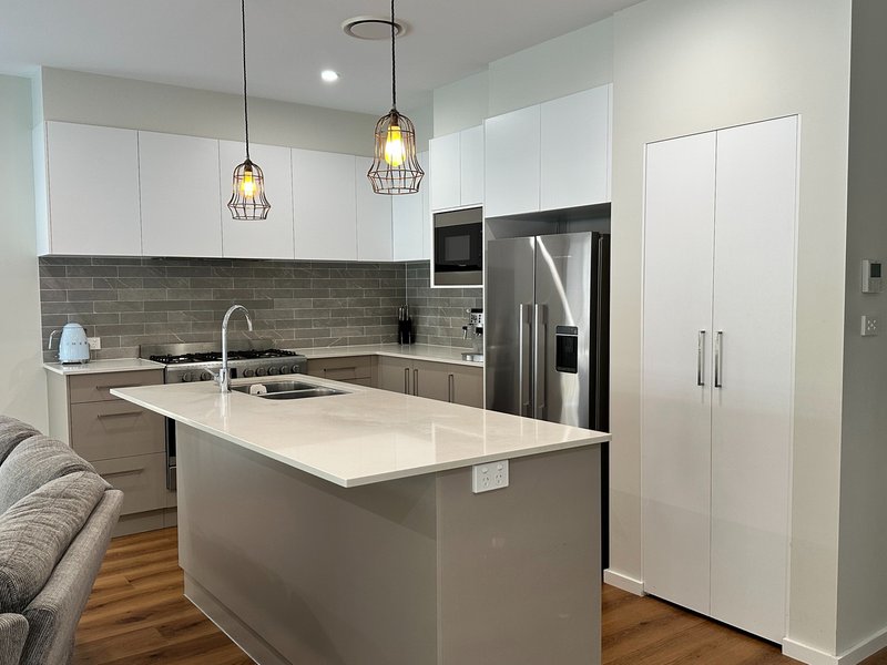 Photo - 35 Beacon Ave , Bulli NSW 2516 - Image 2