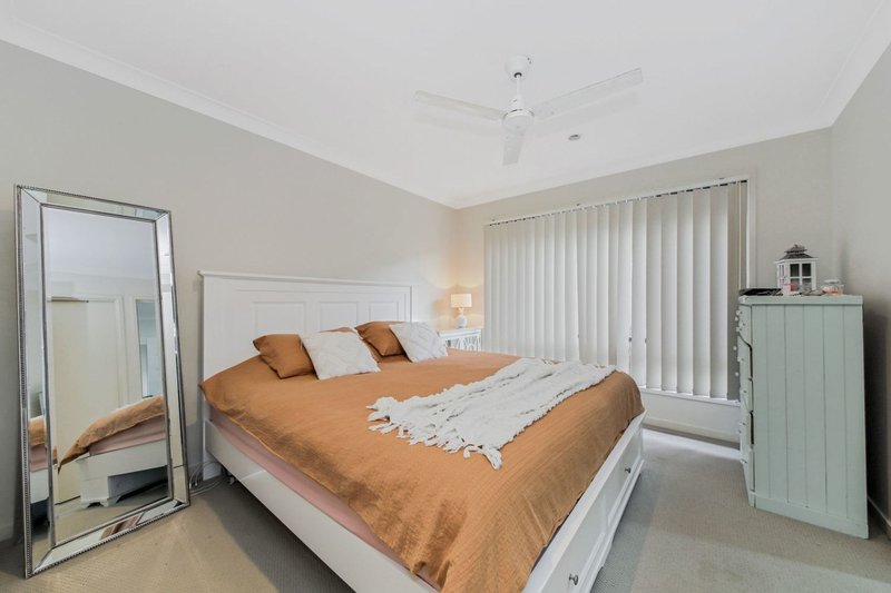 Photo - 35 Bellagio Cresent , Coomera QLD 4209 - Image 21