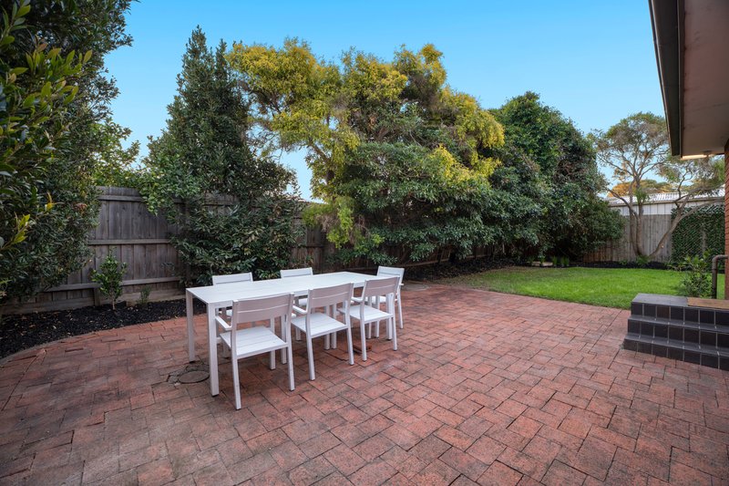 Photo - 35 Benkel Avenue, Cheltenham VIC 3192 - Image 16