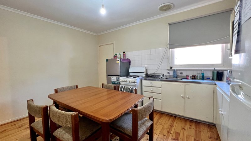 Photo - 35 Bevan Crescent, Whyalla Stuart SA 5608 - Image 2