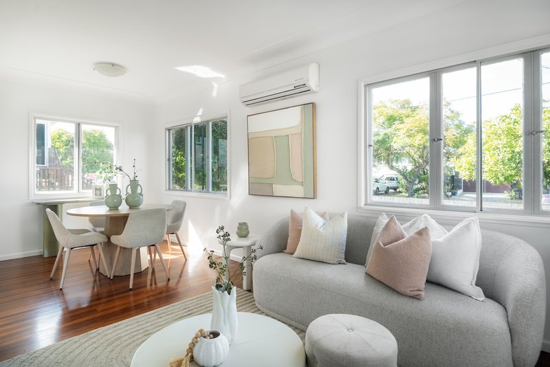 Photo - 35 Bilambil Street, Banyo QLD 4014 - Image 3