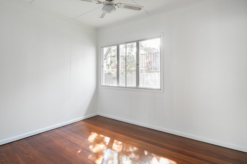 Photo - 35 Bilambil Street, Banyo QLD 4014 - Image 10