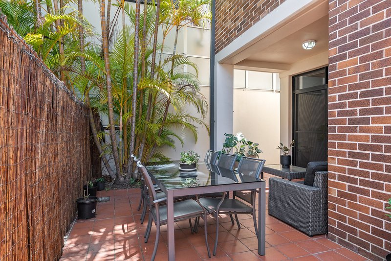 Photo - 3/5 Blackwall Point Road, Chiswick NSW 2046 - Image 9