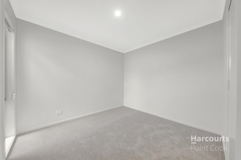 Photo - 35 Blenril Avenue, Tarneit VIC 3029 - Image 13