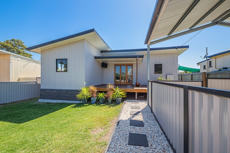 Photo - 35 Bonham Street, Bongaree QLD 4507 - Image 14