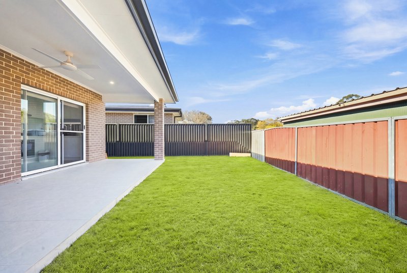 Photo - 35 Boonoke Crescent, Miller NSW 2168 - Image 16