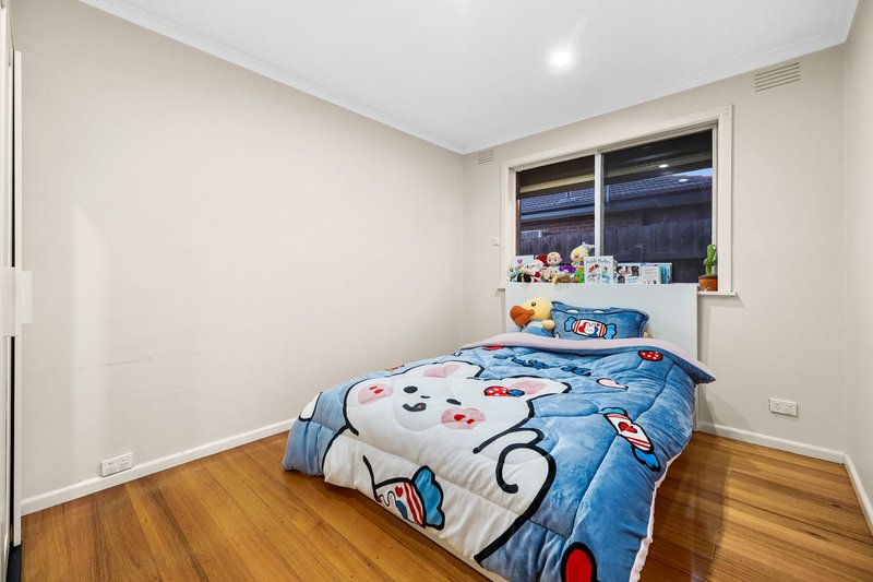 Photo - 35 Boronia Avenue, Dandenong North VIC 3175 - Image 8