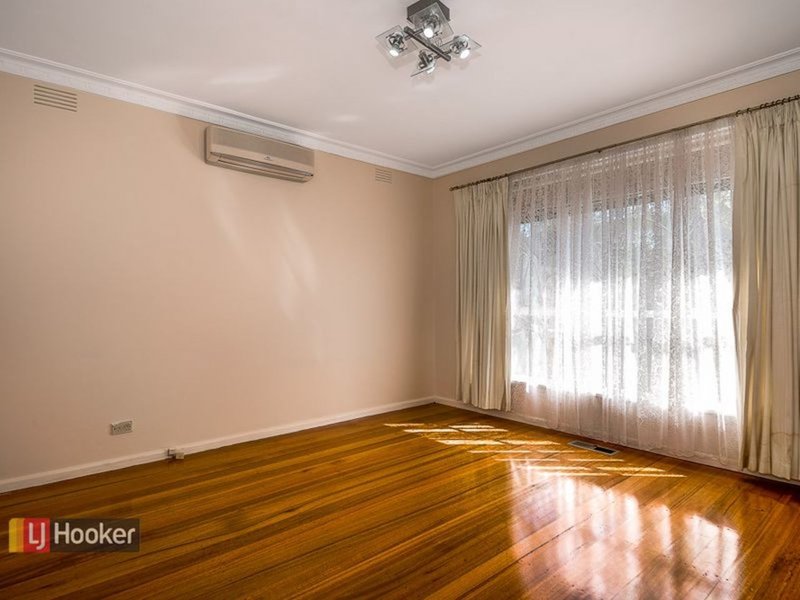 Photo - 35 Boronia Avenue, Dandenong North VIC 3175 - Image 3