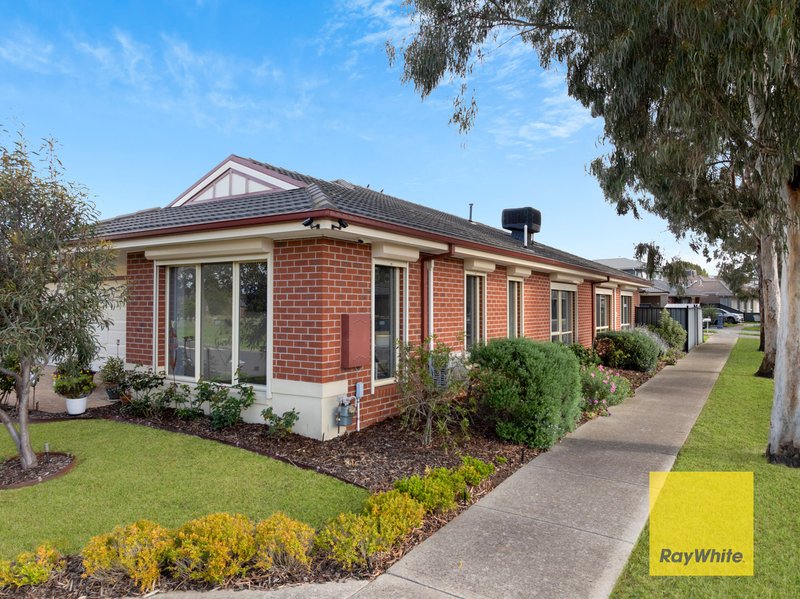 Photo - 35 Borrack Crescent, Mernda VIC 3754 - Image 2