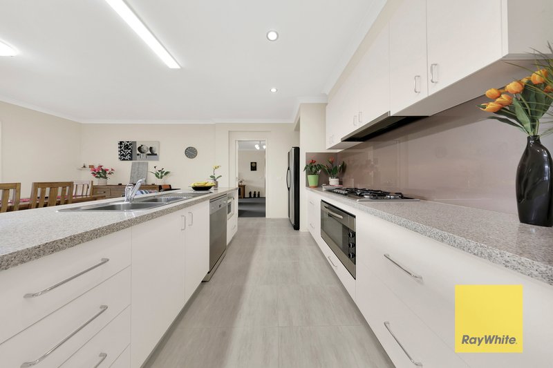 Photo - 35 Borrack Crescent, Mernda VIC 3754 - Image 6