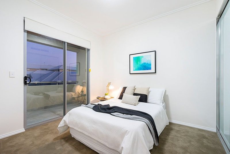 Photo - 3/5 Boston Quays , Mindarie WA 6030 - Image 17