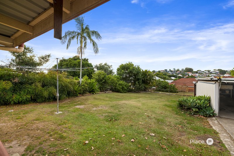 Photo - 35 Brae Street, Wavell Heights QLD 4012 - Image 12