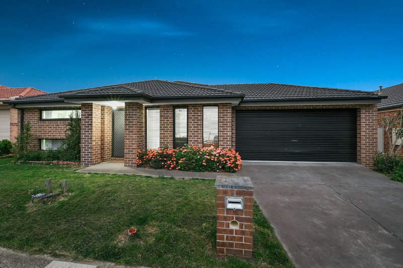 Photo - 35 Broad Oak Drive, Cranbourne East VIC 3977 - Image 4