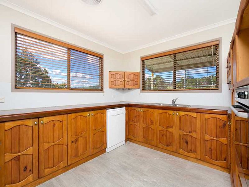 Photo - 35 Brooklands Drive, Beaudesert QLD 4285 - Image 6