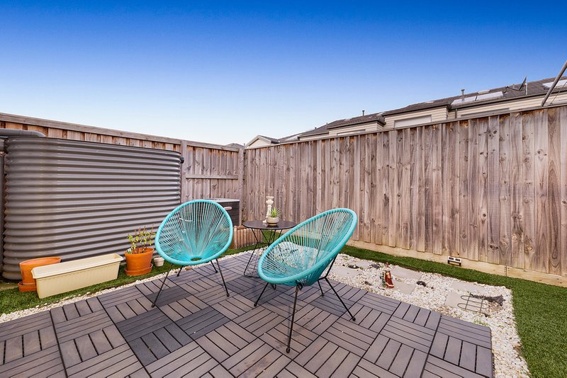 Photo - 35 Brunton Crescent, Mulgrave VIC 3170 - Image 12