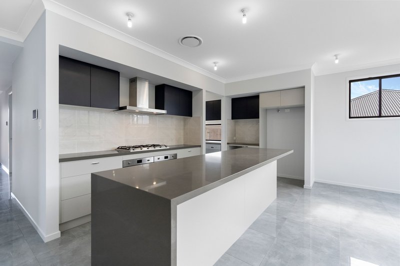 Photo - 35 Burdekin Road, Logan Reserve QLD 4133 - Image 3