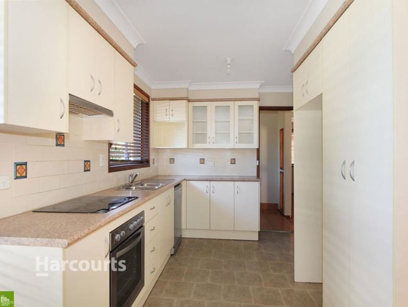 Photo - 35 Burke Road, Dapto NSW 2530 - Image 3