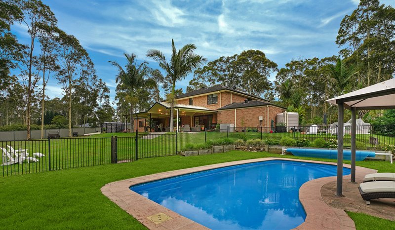 35 Burlington Avenue, Jilliby NSW 2259