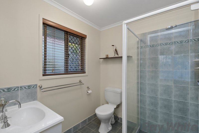 Photo - 35 Cairns Crescent, Deception Bay QLD 4508 - Image 10