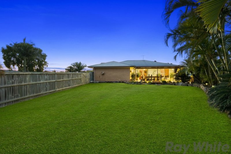 Photo - 35 Cairns Crescent, Deception Bay QLD 4508 - Image 11