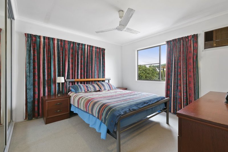 Photo - 35 Calder Street, Park Avenue QLD 4701 - Image 5