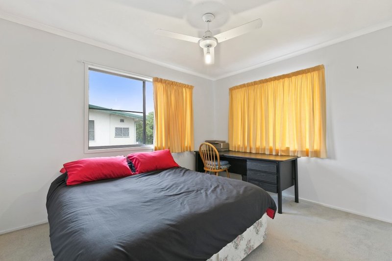 Photo - 35 Calder Street, Park Avenue QLD 4701 - Image 6