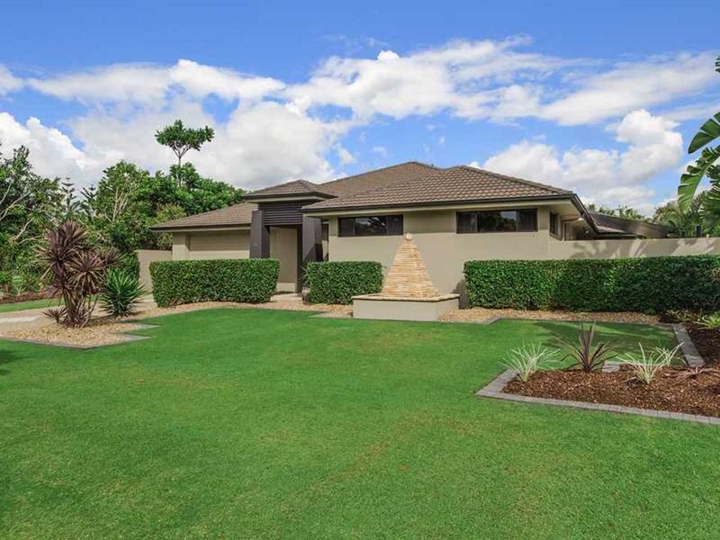 Photo - 35 Calmwater Crescent, Helensvale QLD 4212 - Image 17