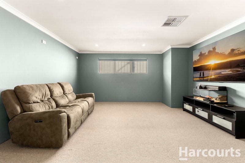 Photo - 35 Camden Way, Meadow Springs WA 6210 - Image 5