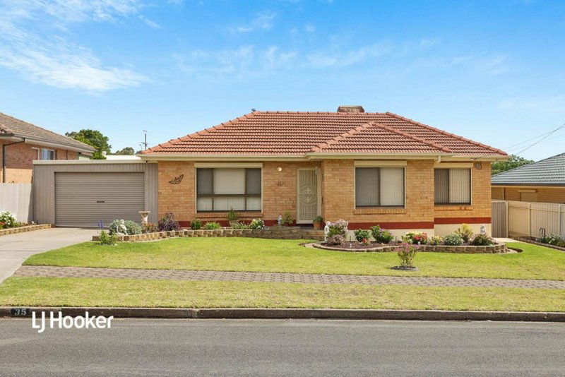 Photo - 35 Campbell Drive, Para Hills SA 5096 - Image 2