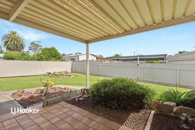 Photo - 35 Campbell Drive, Para Hills SA 5096 - Image 17