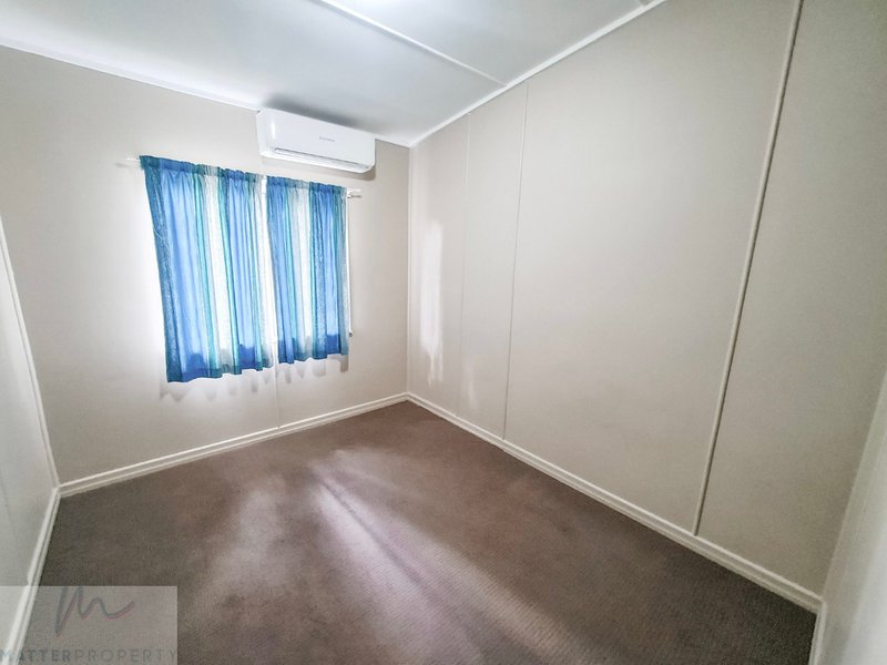 Photo - 35 Carbine Avenue, Mount Isa QLD 4825 - Image 6