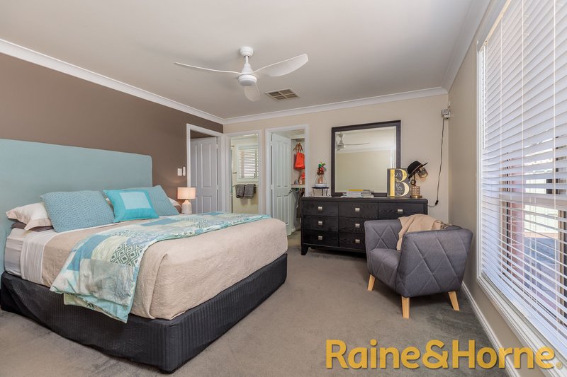 Photo - 35 Carnegie Avenue, Dubbo NSW 2830 - Image 6