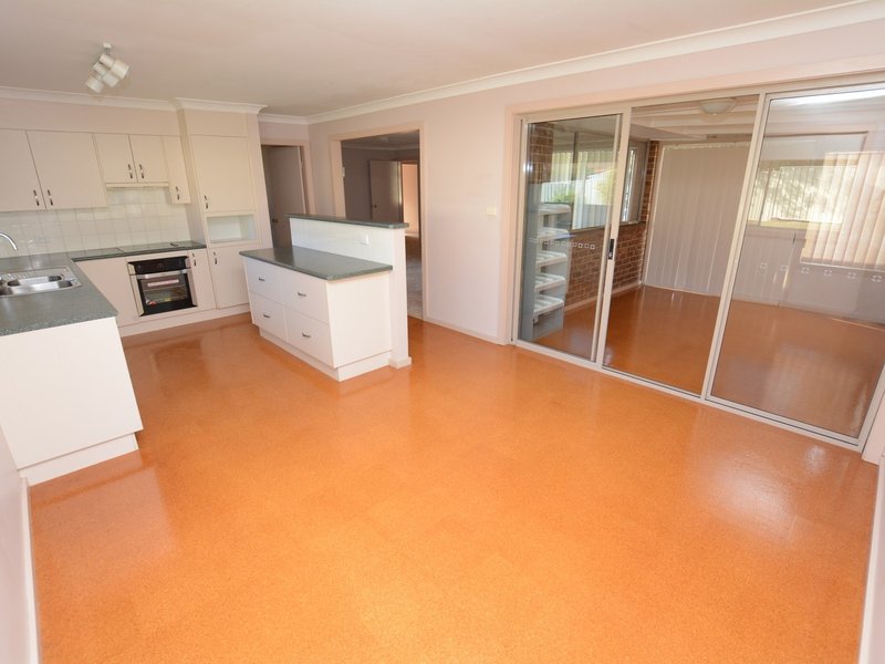 Photo - 35 Carrabeen Drive, Old Bar NSW 2430 - Image 6