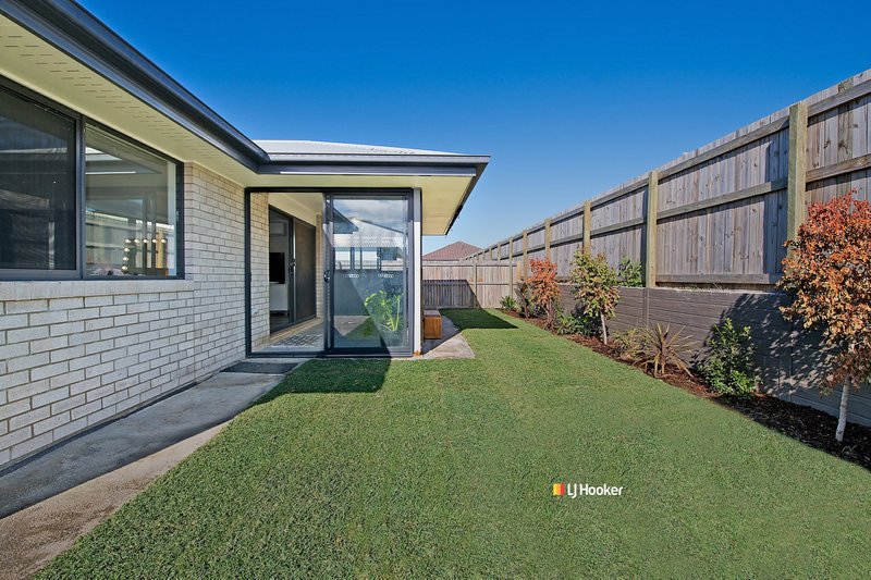 Photo - 35 Casey Street, Caboolture South QLD 4510 - Image 17