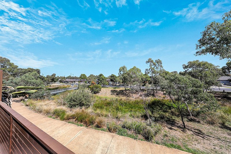 Photo - 35 Chanticleer Drive, Mernda VIC 3754 - Image 15