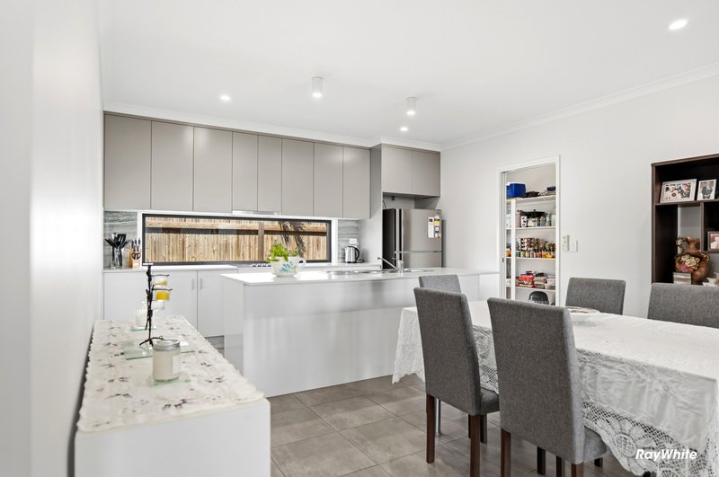 Photo - 35 Chantilly Street, Bargara QLD 4670 - Image 9