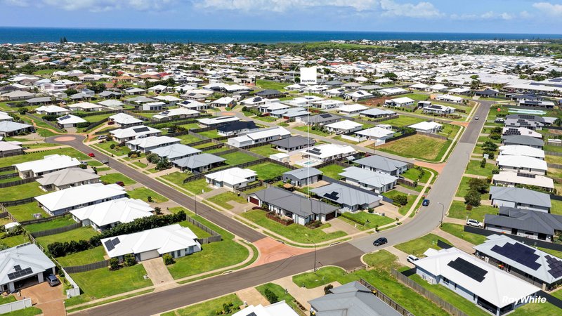 Photo - 35 Chantilly Street, Bargara QLD 4670 - Image 27