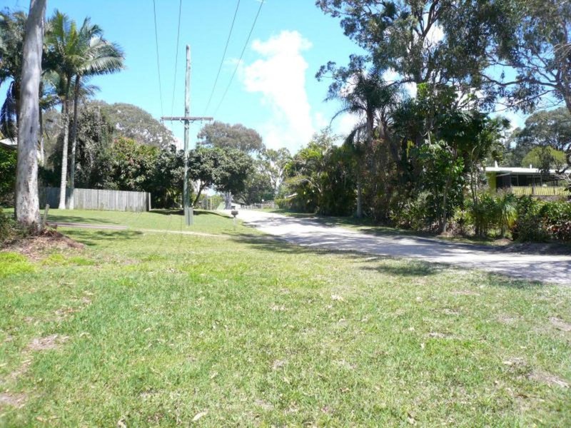 Photo - 35 Charles Terrace, Macleay Island QLD 4184 - Image 3