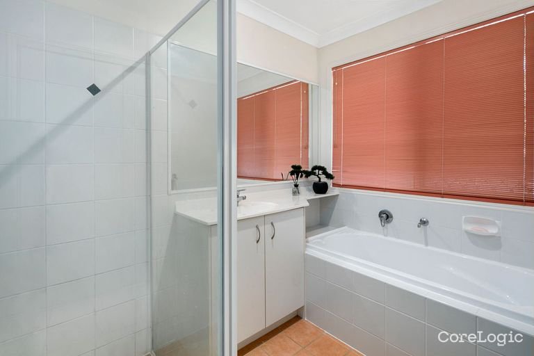 Photo - 35 Chermside Street, Wellington Point QLD 4160 - Image 13