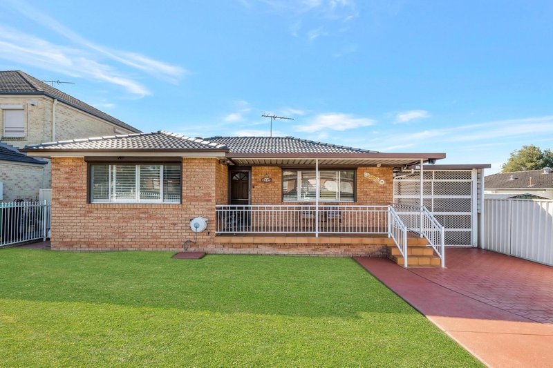 Photo - 35 Cheyenne Road, Greenfield Park NSW 2176 - Image 1