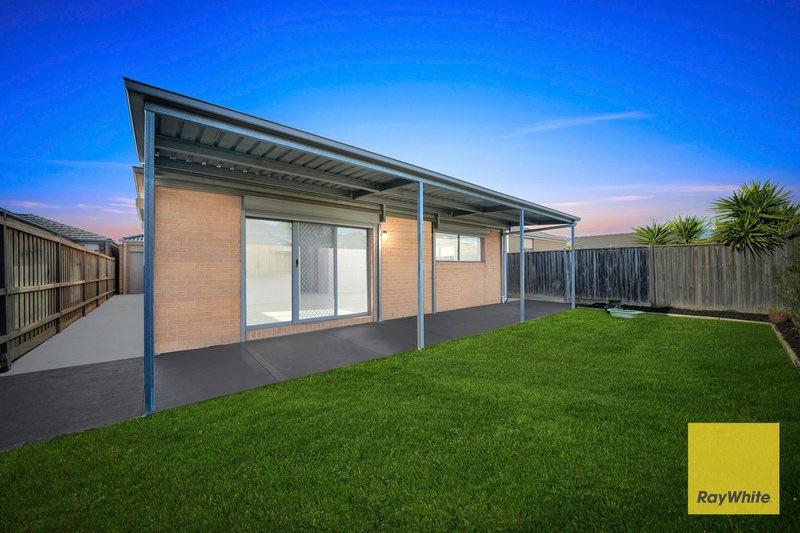 Photo - 35 Cindia Crescent, Tarneit VIC 3029 - Image 16