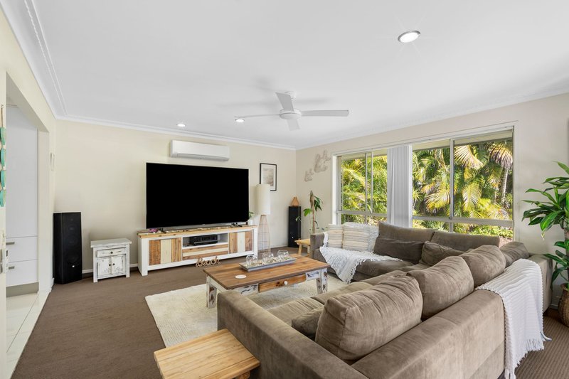 Photo - 35 Clam Street, Runaway Bay QLD 4216 - Image 6