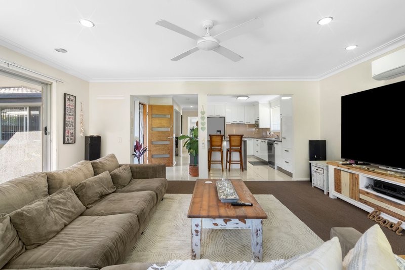 Photo - 35 Clam Street, Runaway Bay QLD 4216 - Image 7