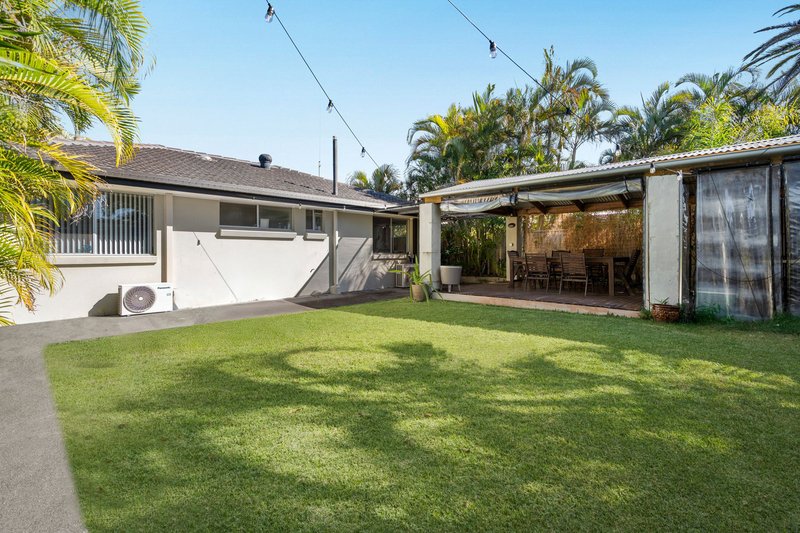 Photo - 35 Clam Street, Runaway Bay QLD 4216 - Image 16
