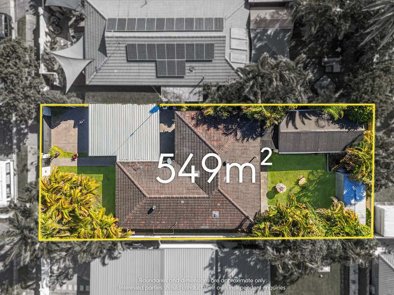 Photo - 35 Clam Street, Runaway Bay QLD 4216 - Image 21