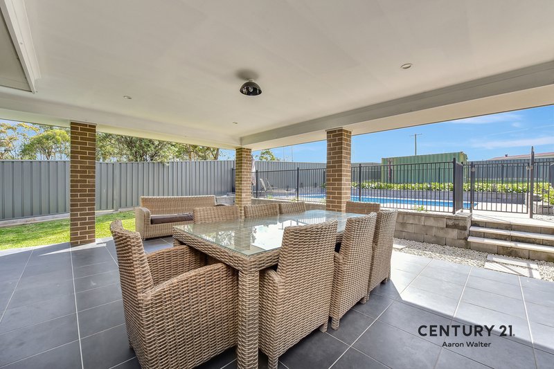 Photo - 35 Cleveland Street, Cameron Park NSW 2285 - Image 5