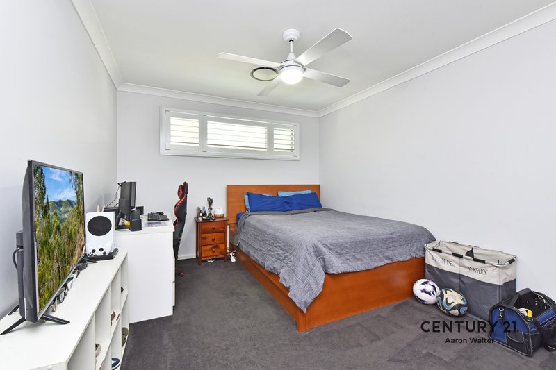 Photo - 35 Cleveland Street, Cameron Park NSW 2285 - Image 14