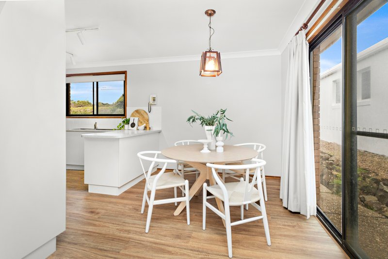 Photo - 35 Cliff Drive, Kiama Downs NSW 2533 - Image 7